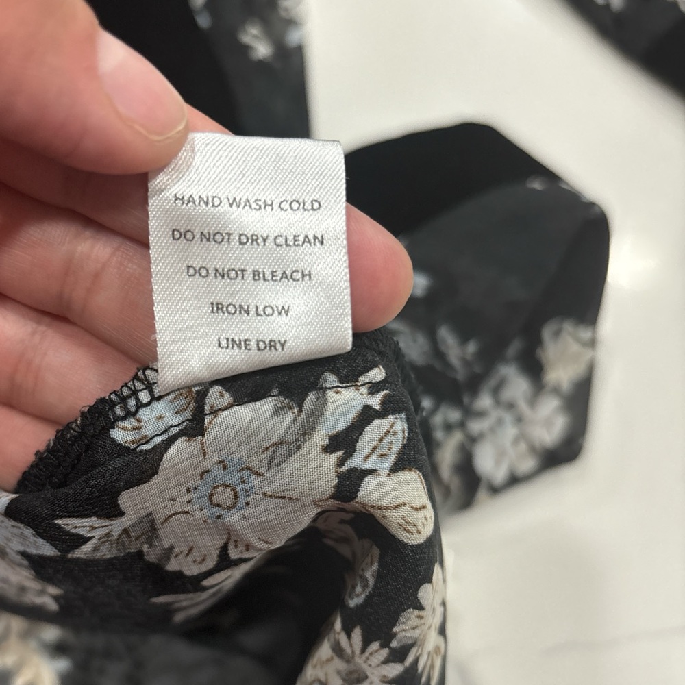 Alice ble Floral Sheer Kimono with Black Trim size M - Picture 7 of 8